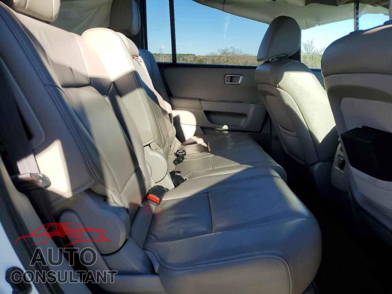 HONDA PILOT 2014 - 5FNYF3H54EB015290