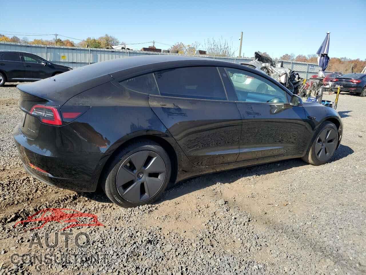 TESLA MODEL 3 2022 - 5YJ3E1EB8NF110785