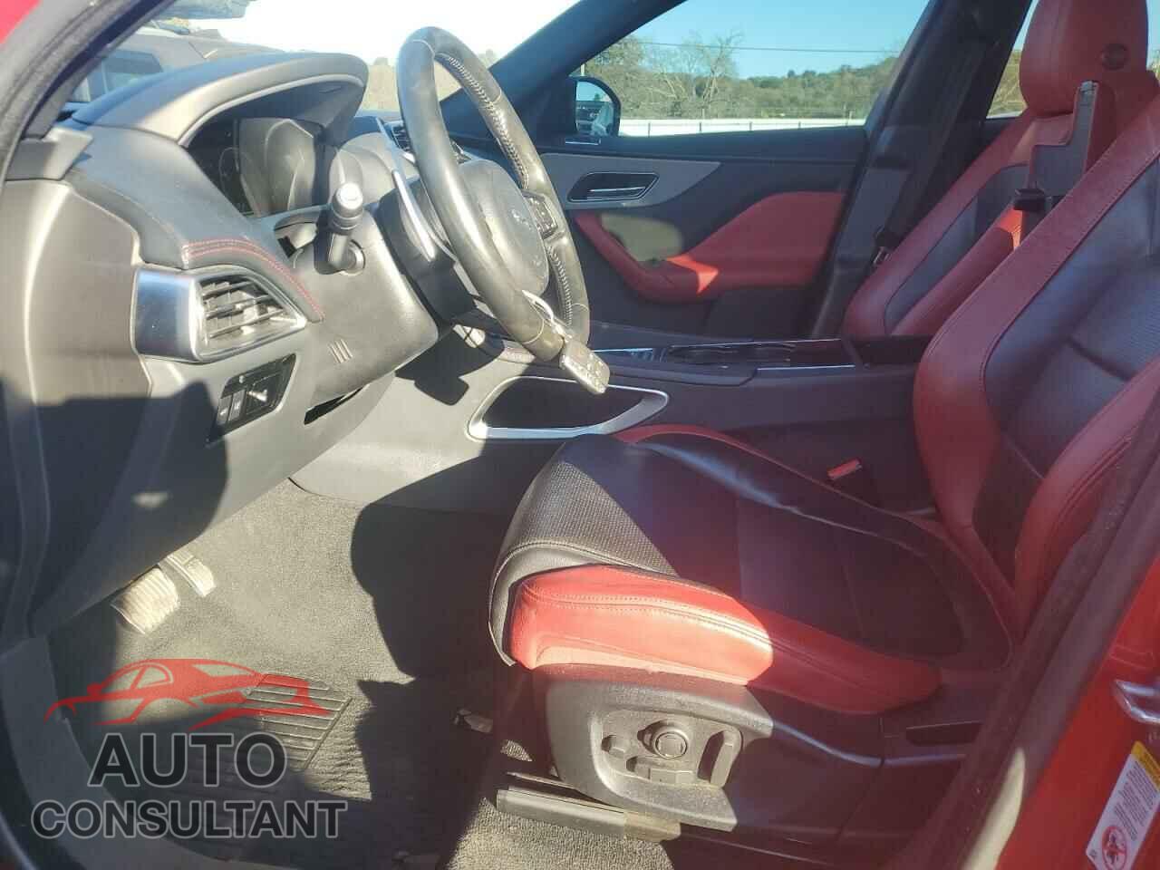 JAGUAR F-PACE 2017 - SADCM2BVXHA080259