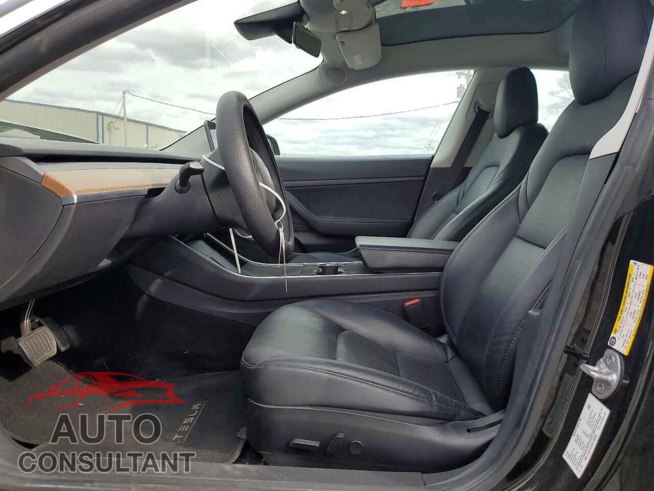 TESLA MODEL 3 2020 - 5YJ3E1EA5LF796594