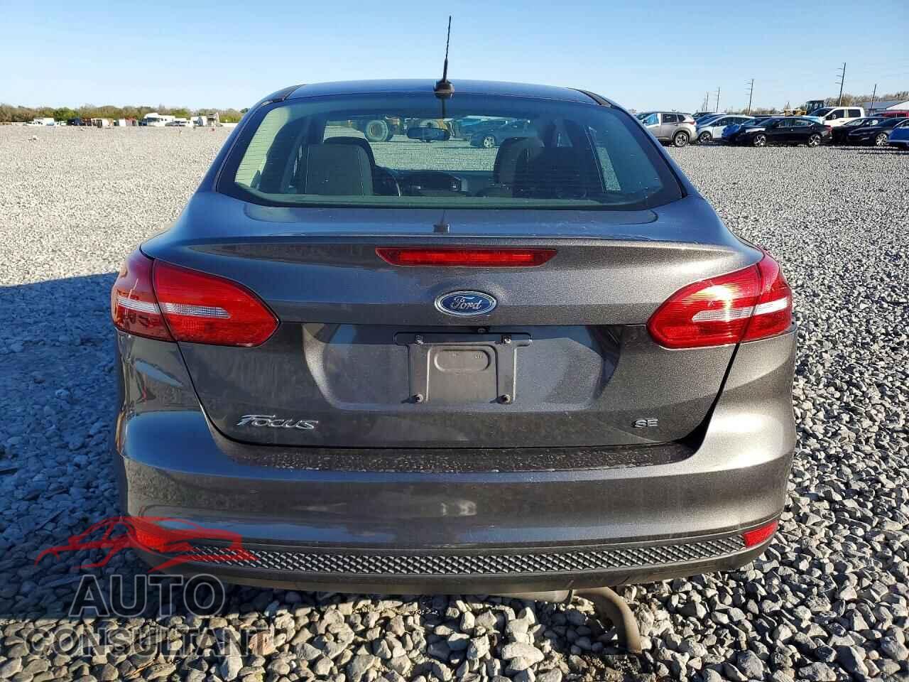 FORD FOCUS 2017 - 1FADP3F21HL317860