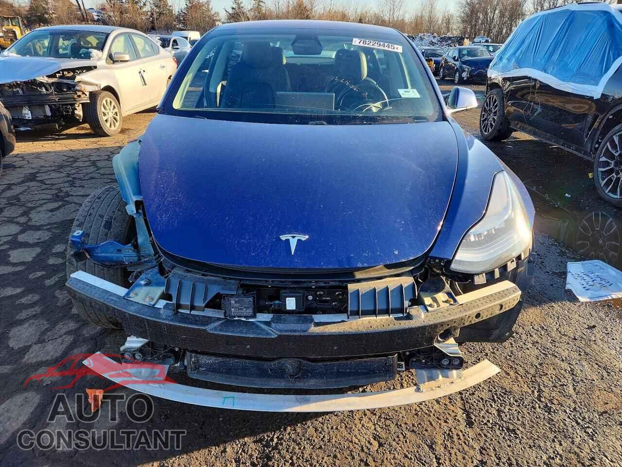 TESLA MODEL 3 2018 - 5YJ3E1EB9JF120137