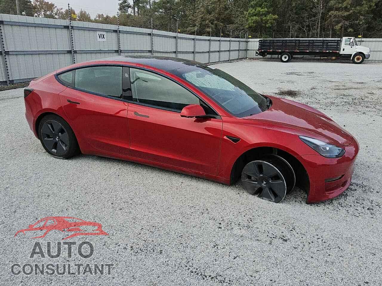 TESLA MODEL 3 2022 - 5YJ3E1EA8NF190032