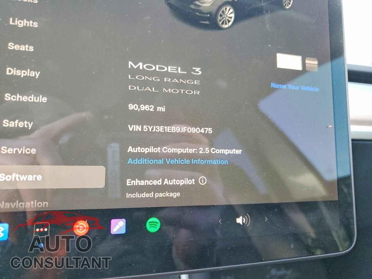 TESLA MODEL 3 2018 - 5YJ3E1EB9JF090475