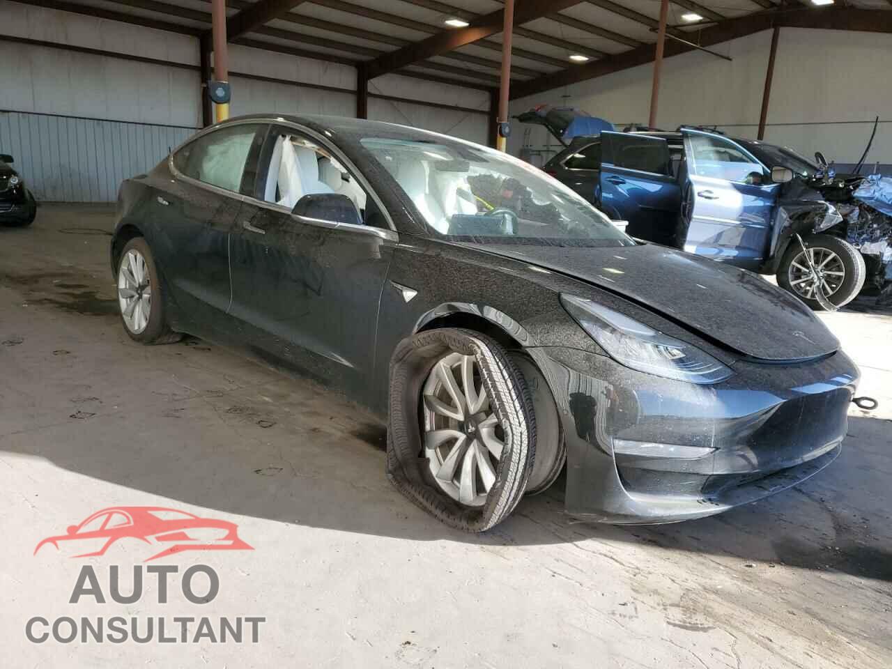 TESLA MODEL 3 2018 - 5YJ3E1EB5JF134908