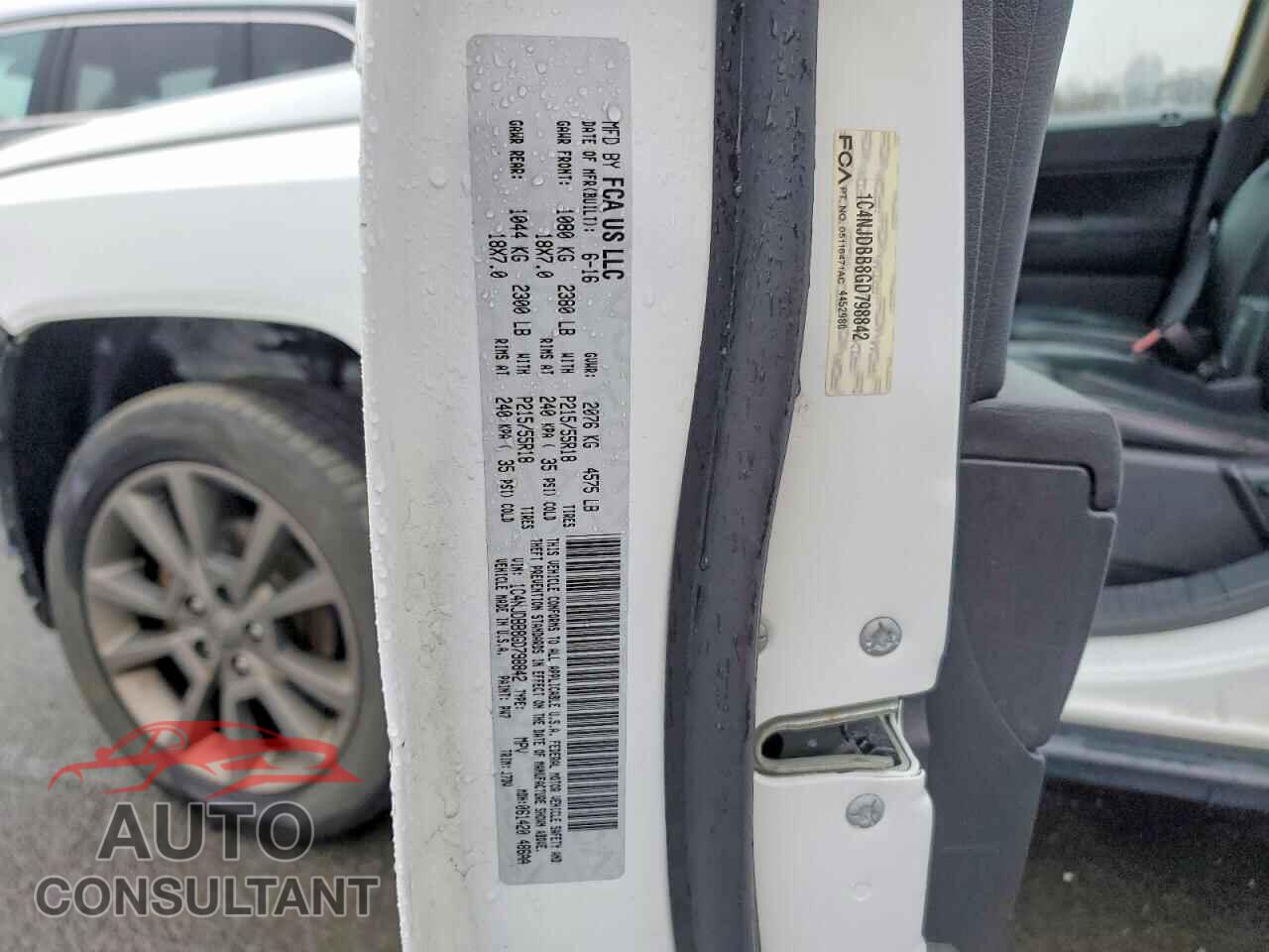 JEEP COMPASS 2016 - 1C4NJDBB8GD798842