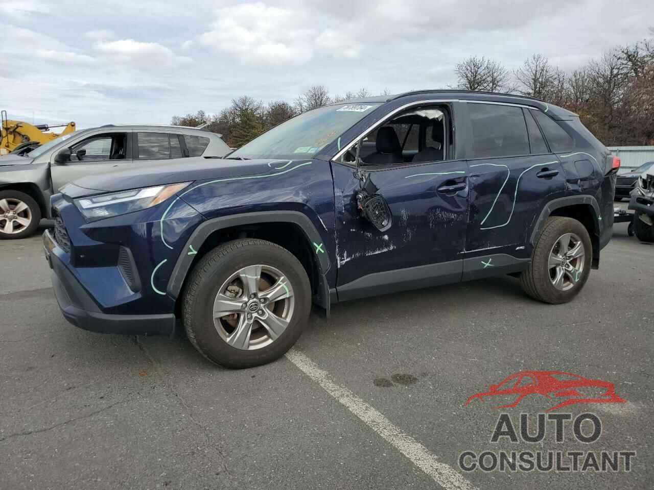 TOYOTA RAV4 2023 - JTMRWRFV5PD172220