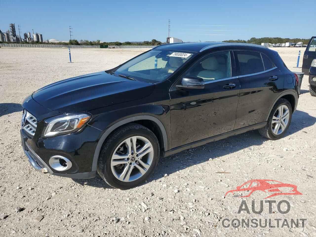 MERCEDES-BENZ GLA-CLASS 2019 - WDCTG4EBXKJ553076