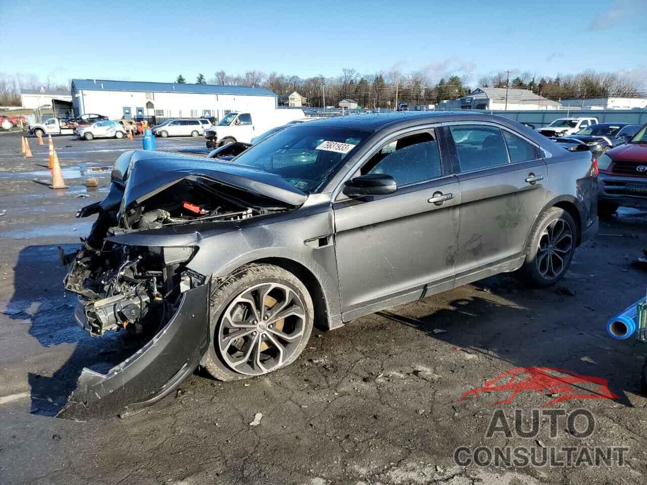 FORD TAURUS 2018 - 1FAHP2KT9JG110898