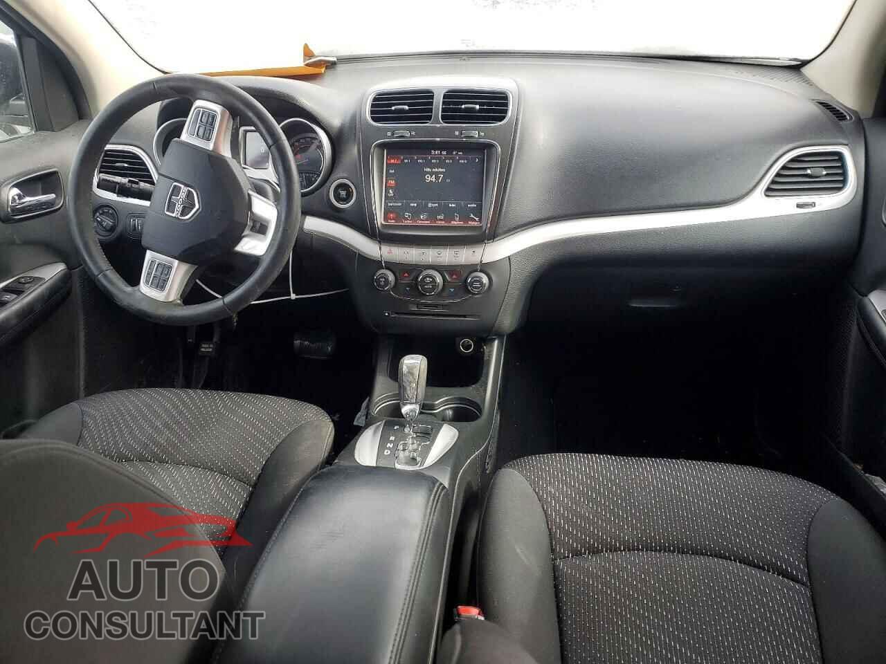DODGE JOURNEY 2015 - 3C4PDCCG6FT751175