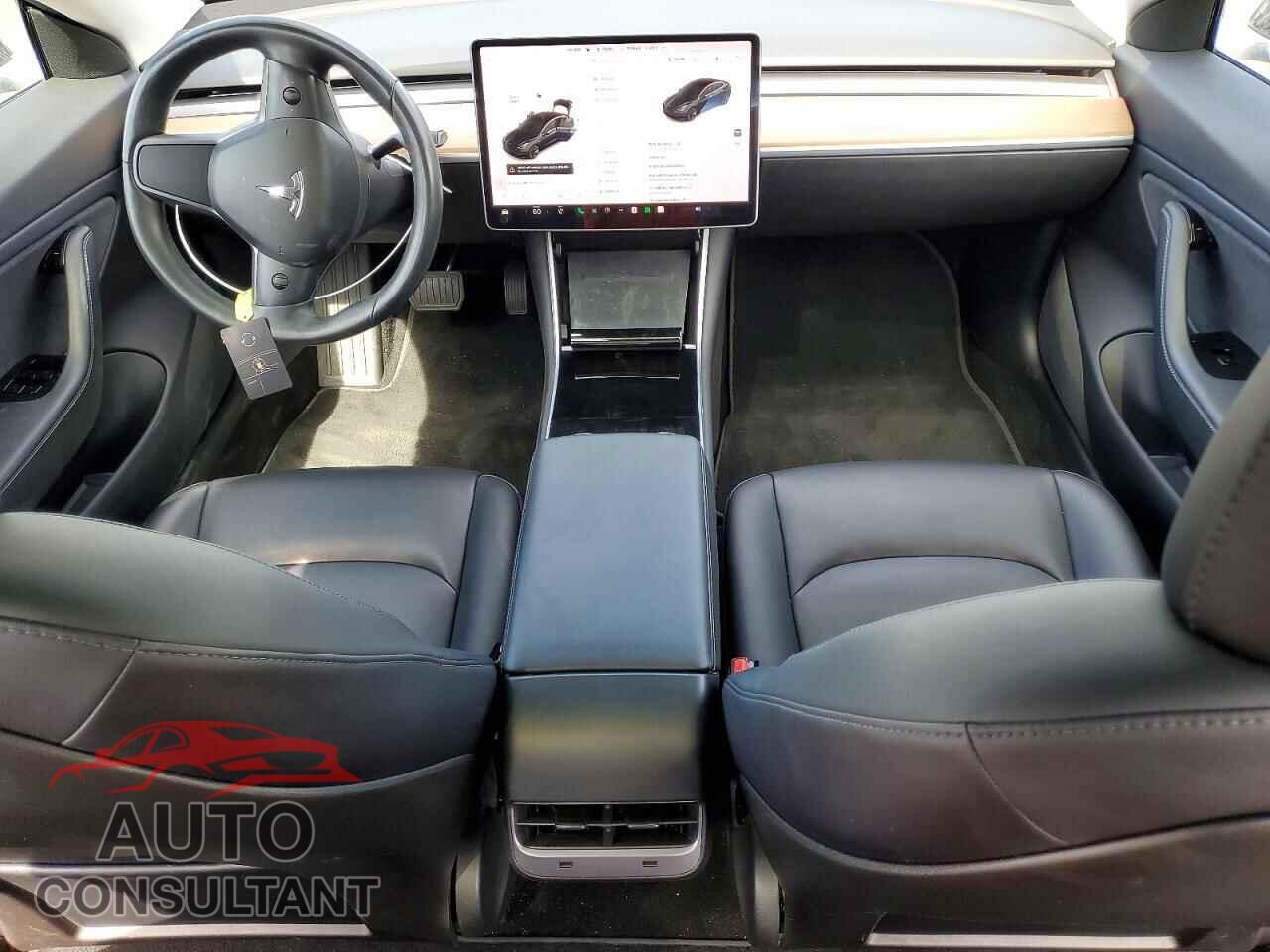 TESLA MODEL 3 2018 - 5YJ3E1EA9JF012477