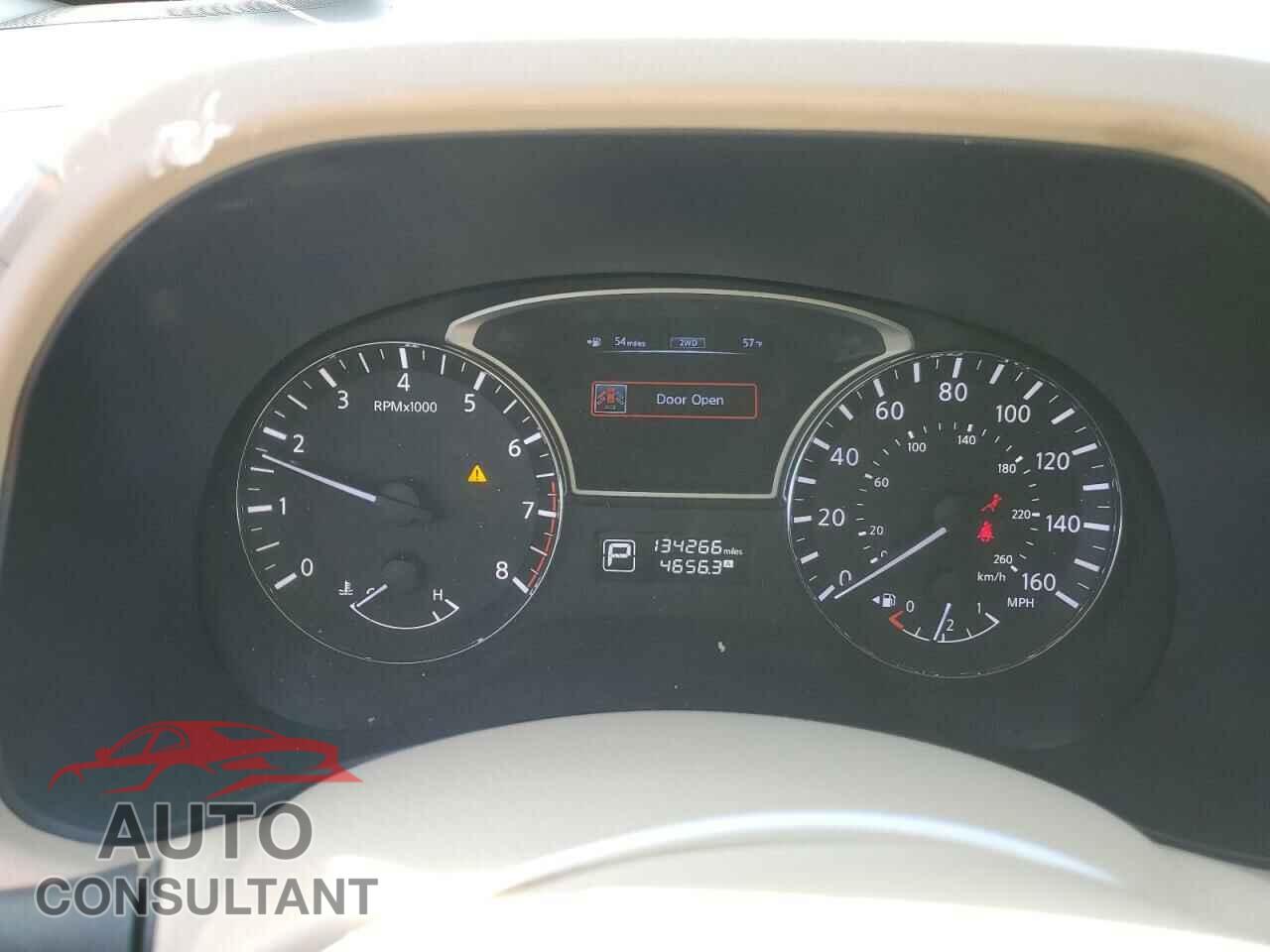 NISSAN PATHFINDER 2013 - 5N1AR2MM4DC620319