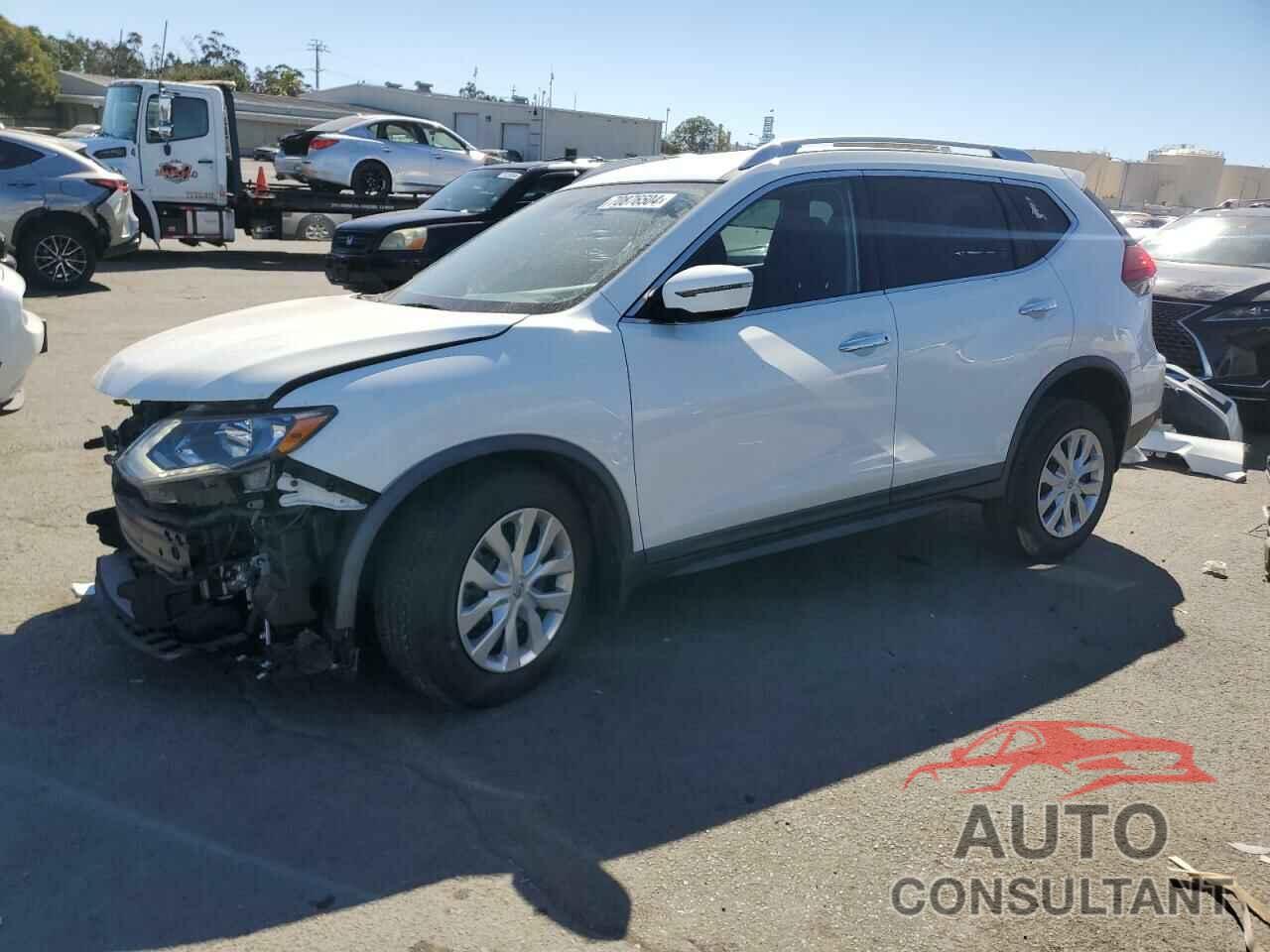 NISSAN ROGUE 2017 - KNMAT2MT1HP597612