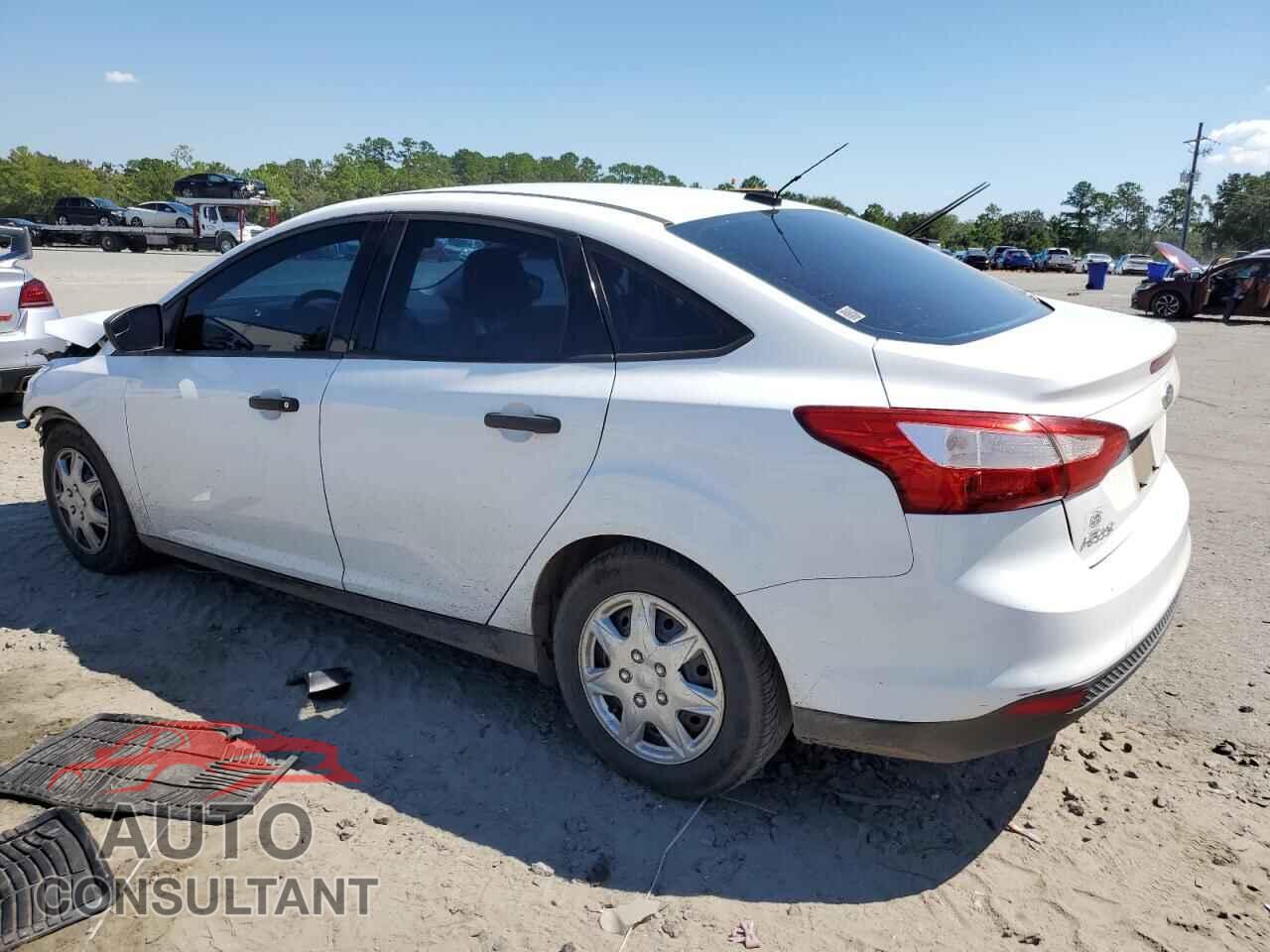 FORD FOCUS 2012 - 1FAHP3E22CL303817