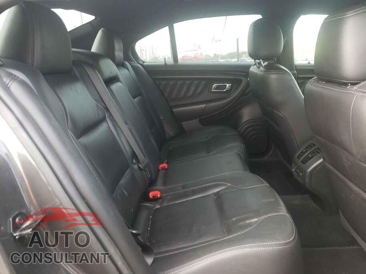 FORD TAURUS 2017 - 1FAHP2F80HG114936