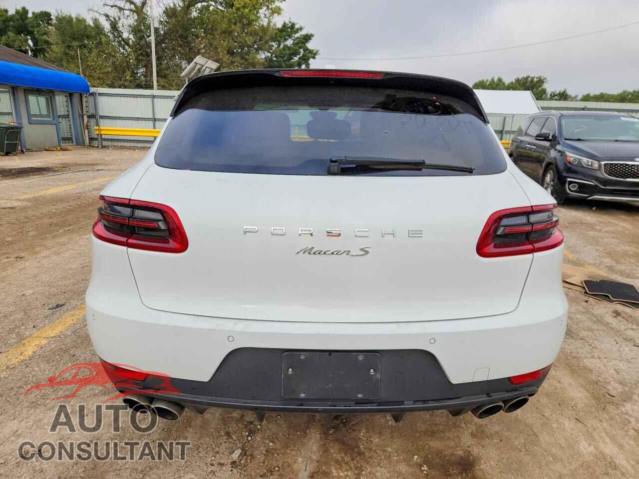 PORSCHE MACAN 2016 - WP1AB2A52GLB44919