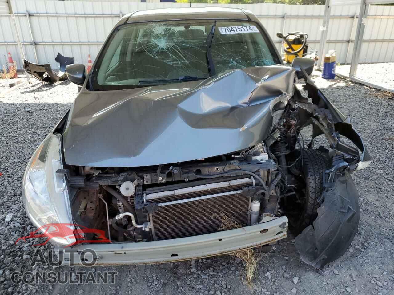 NISSAN VERSA 2017 - 3N1CN7AP3HL821002