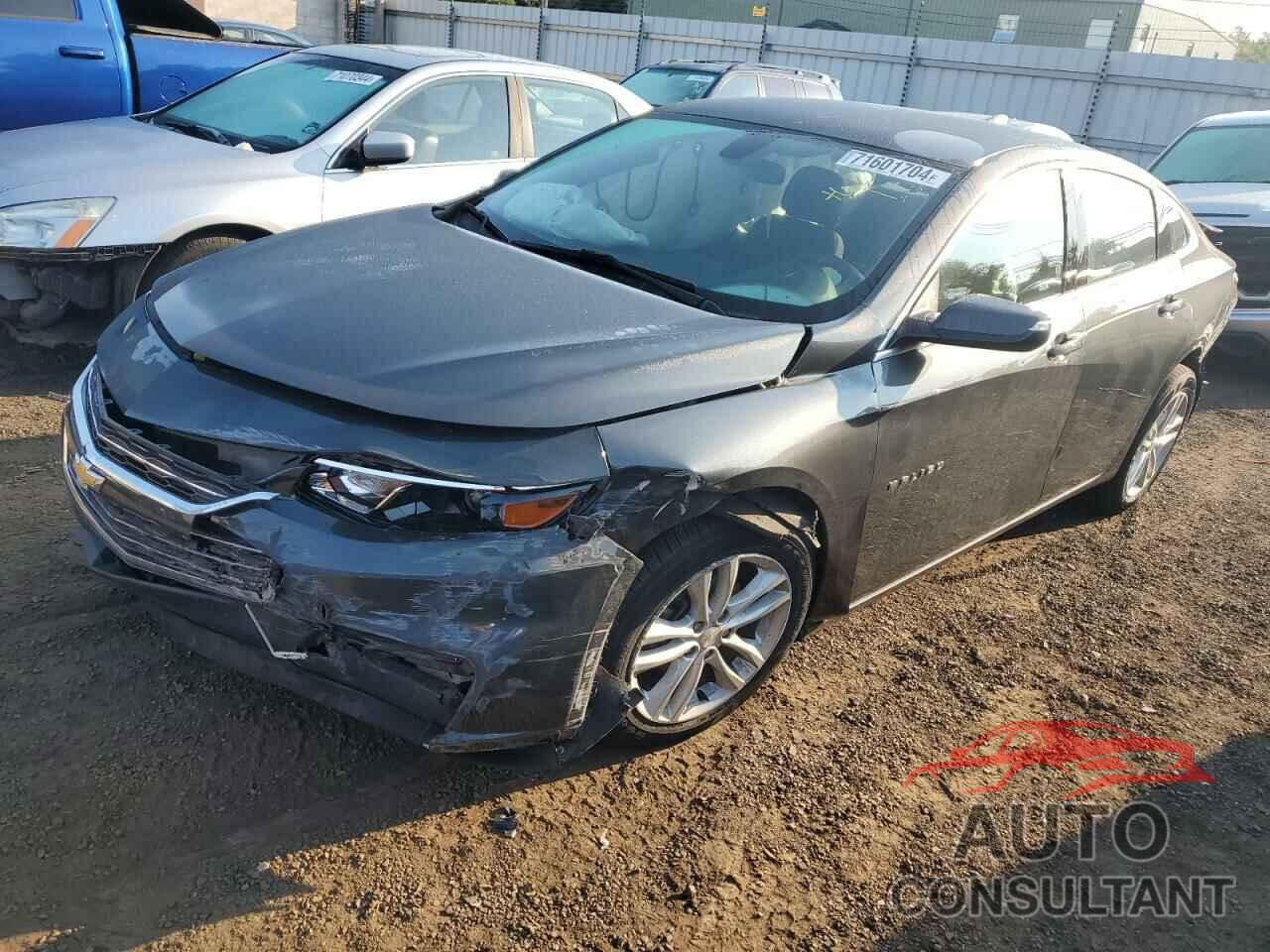 CHEVROLET MALIBU 2018 - 1G1ZD5ST9JF243894