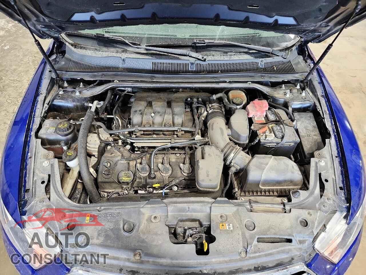 FORD TAURUS 2013 - 1FAHP2E82DG142572