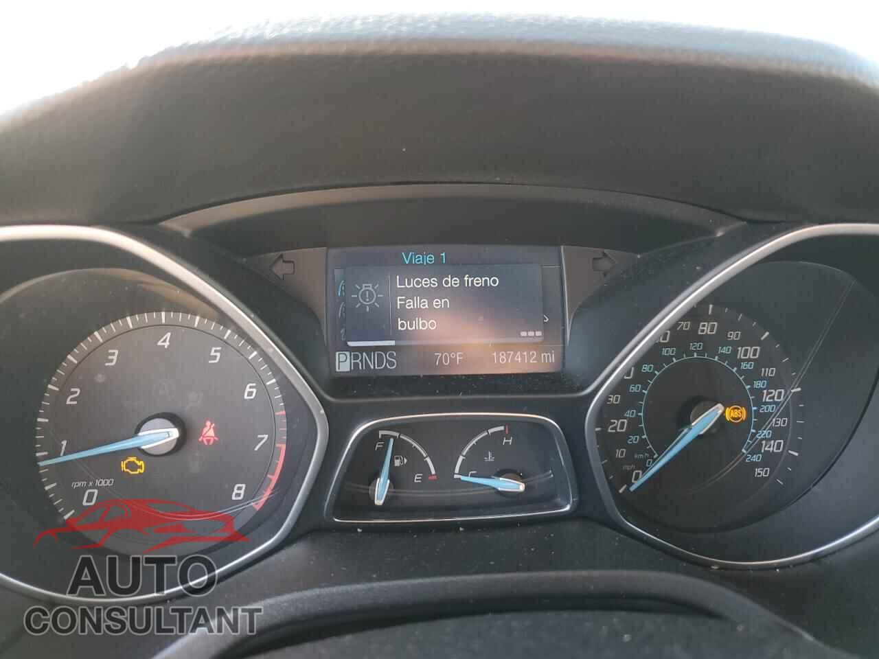 FORD FOCUS 2012 - 1FAHP3H24CL339858