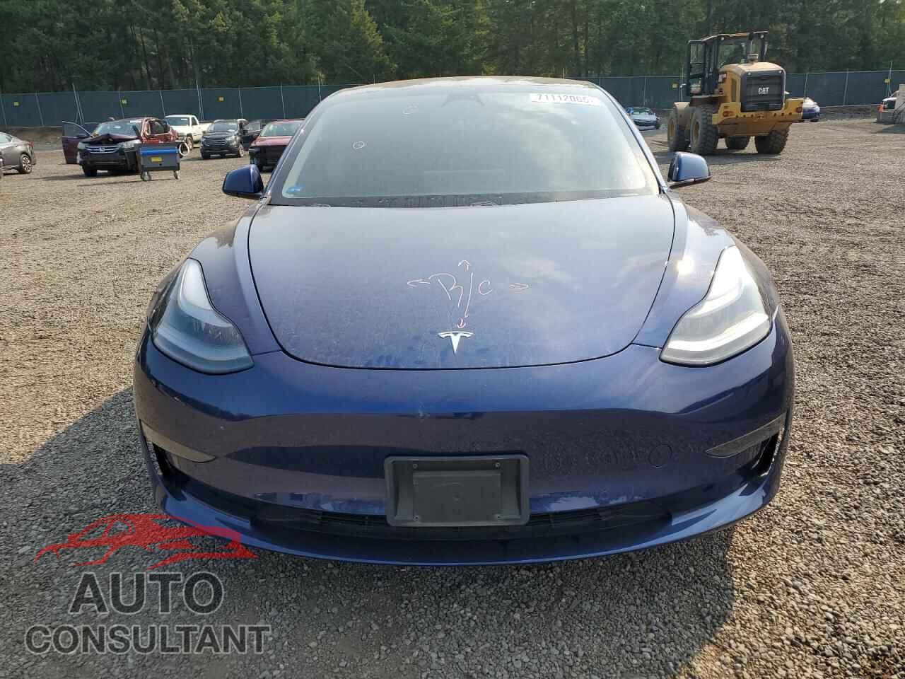 TESLA MODEL 3 2021 - 5YJ3E1EA5MF013596
