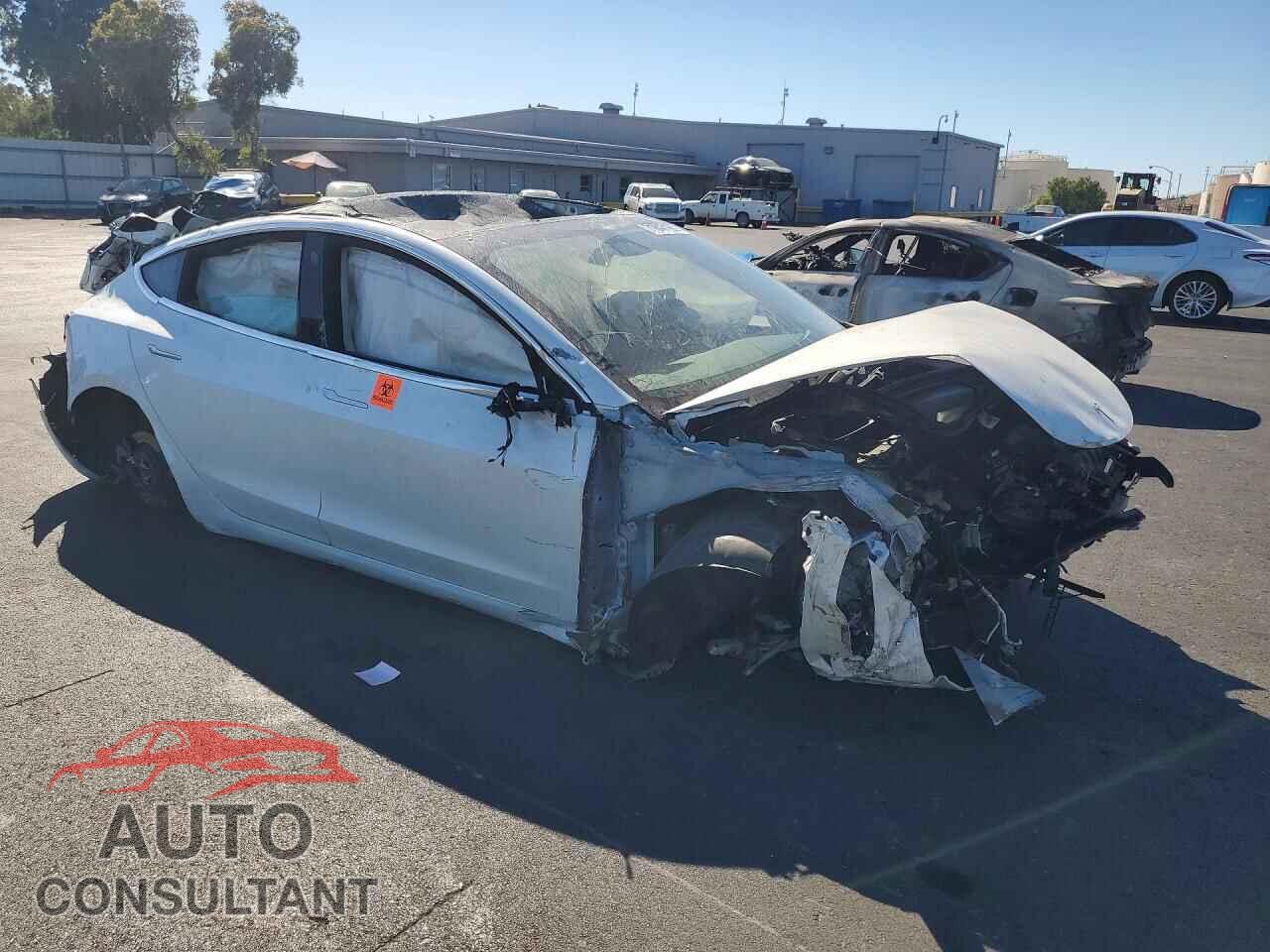 TESLA MODEL 3 2019 - 5YJ3E1EA3KF330998