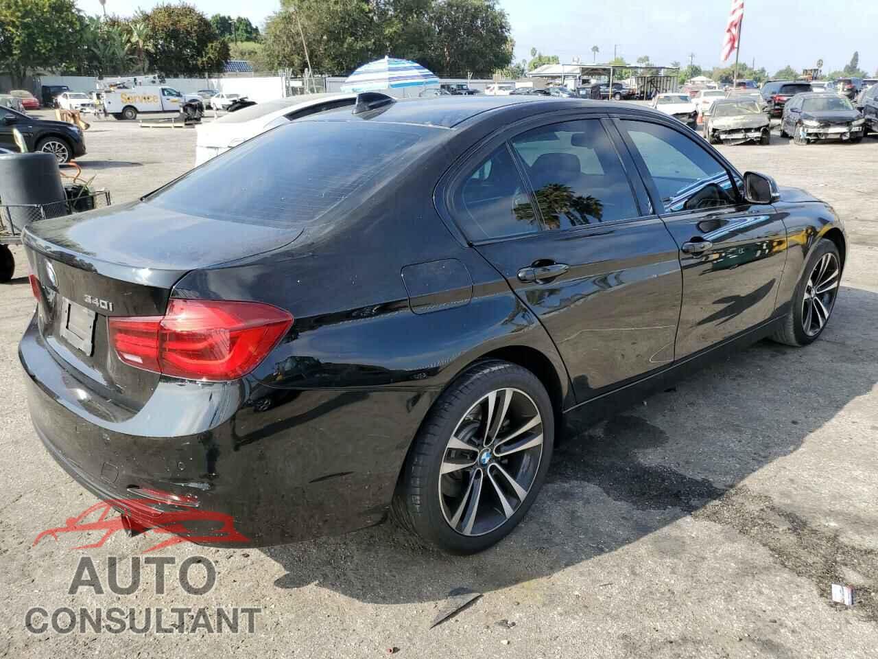 BMW 3 SERIES 2018 - WBA8B3G55JNU36635