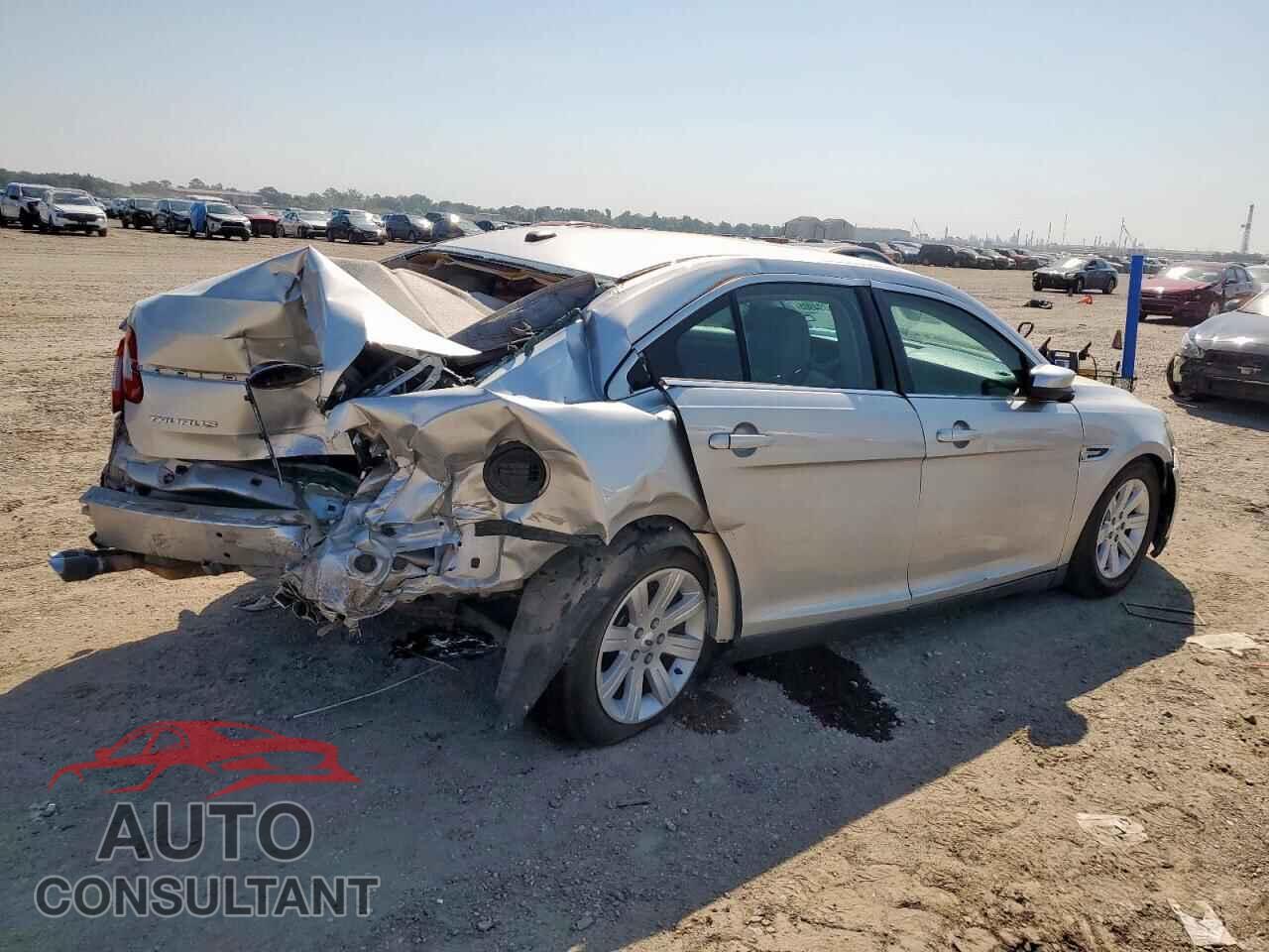 FORD TAURUS 2011 - 1FAHP2DW8BG172950