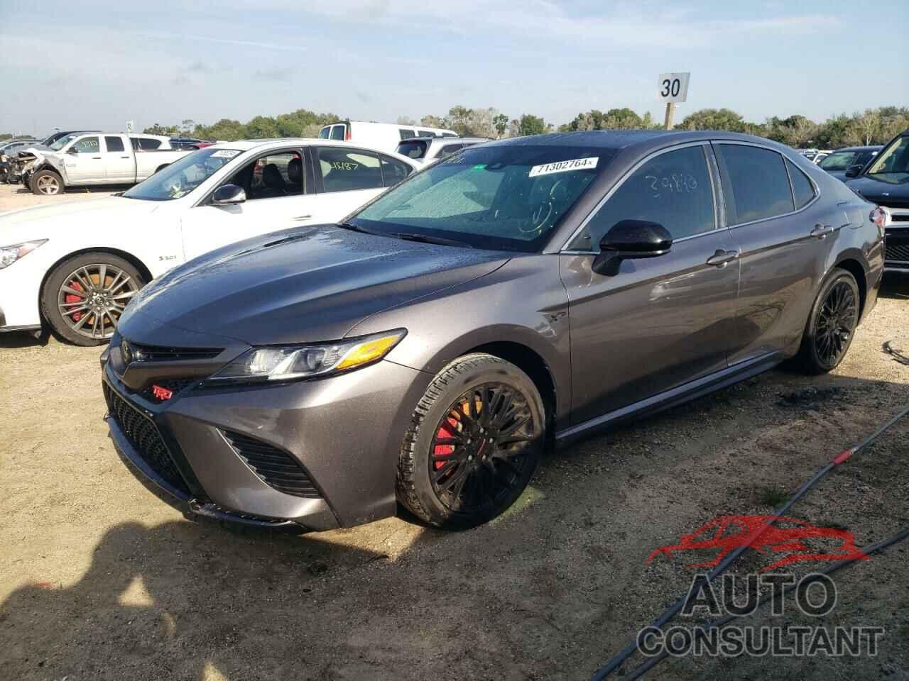 TOYOTA CAMRY 2020 - 4T1G11AK6LU384179