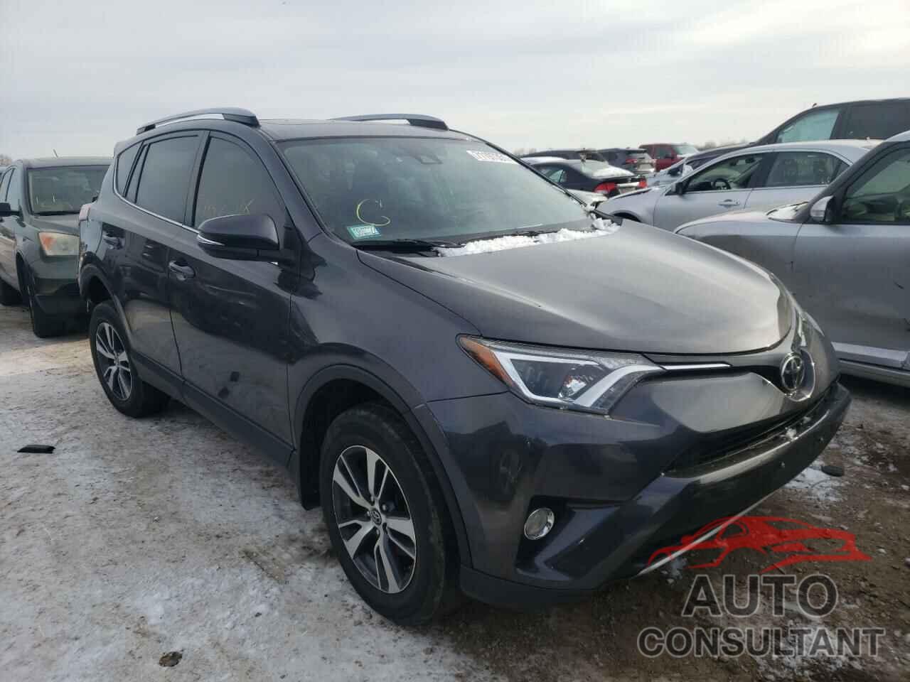 TOYOTA RAV4 2017 - JTMRFREV3HJ125319