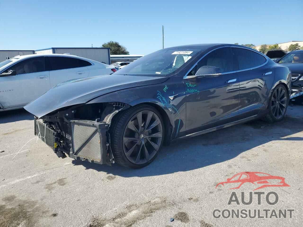 TESLA MODEL S 2019 - 5YJSA1E27KF305179