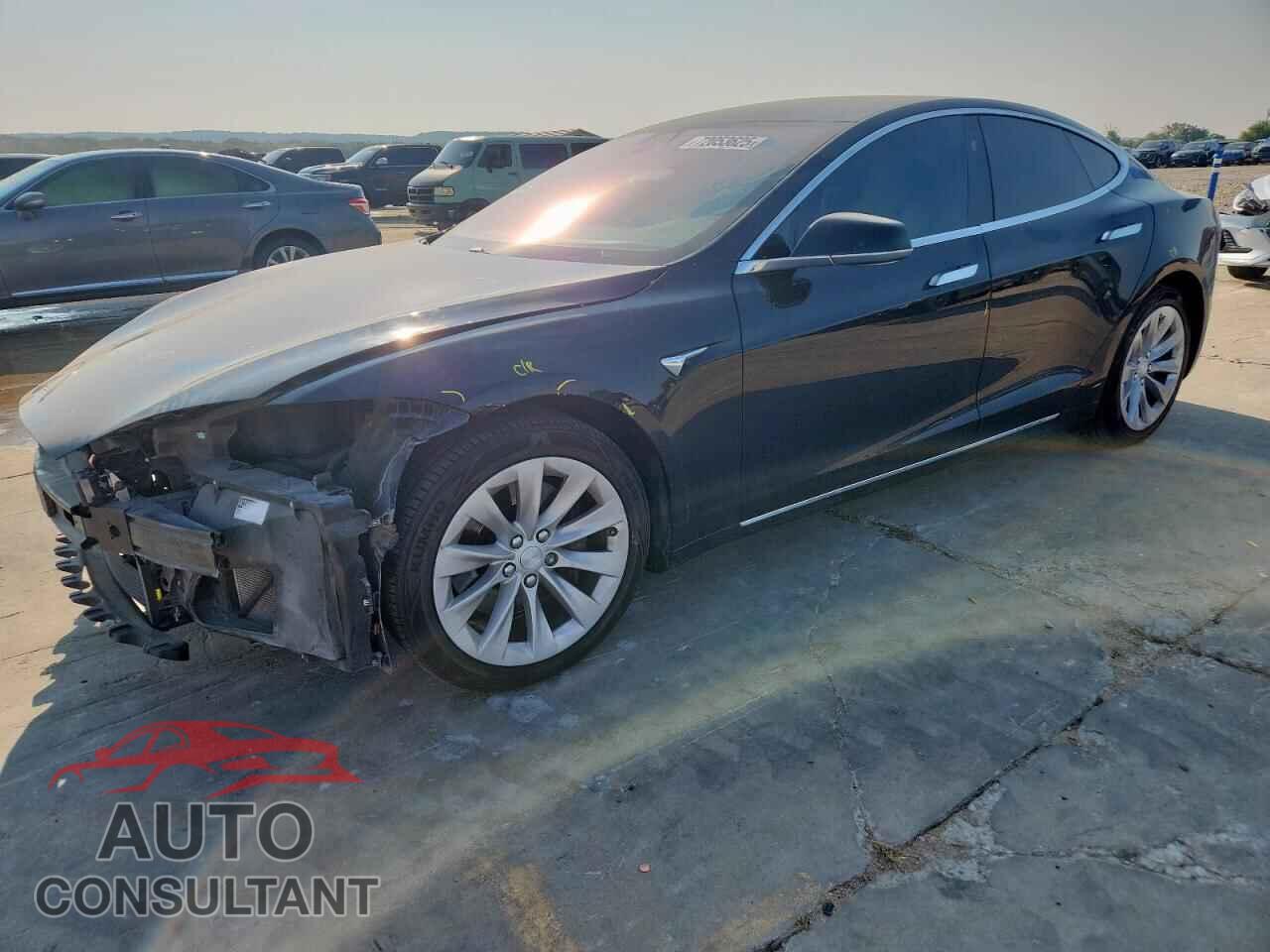 TESLA MODEL S 2017 - 5YJSA1E11HF181538