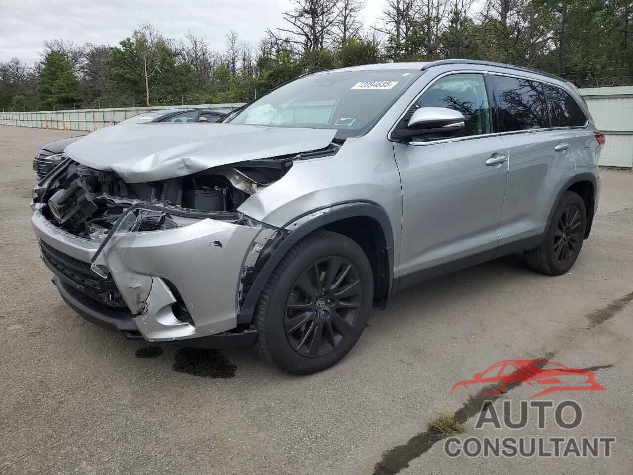TOYOTA HIGHLANDER 2019 - 5TDJZRFH5KS956439