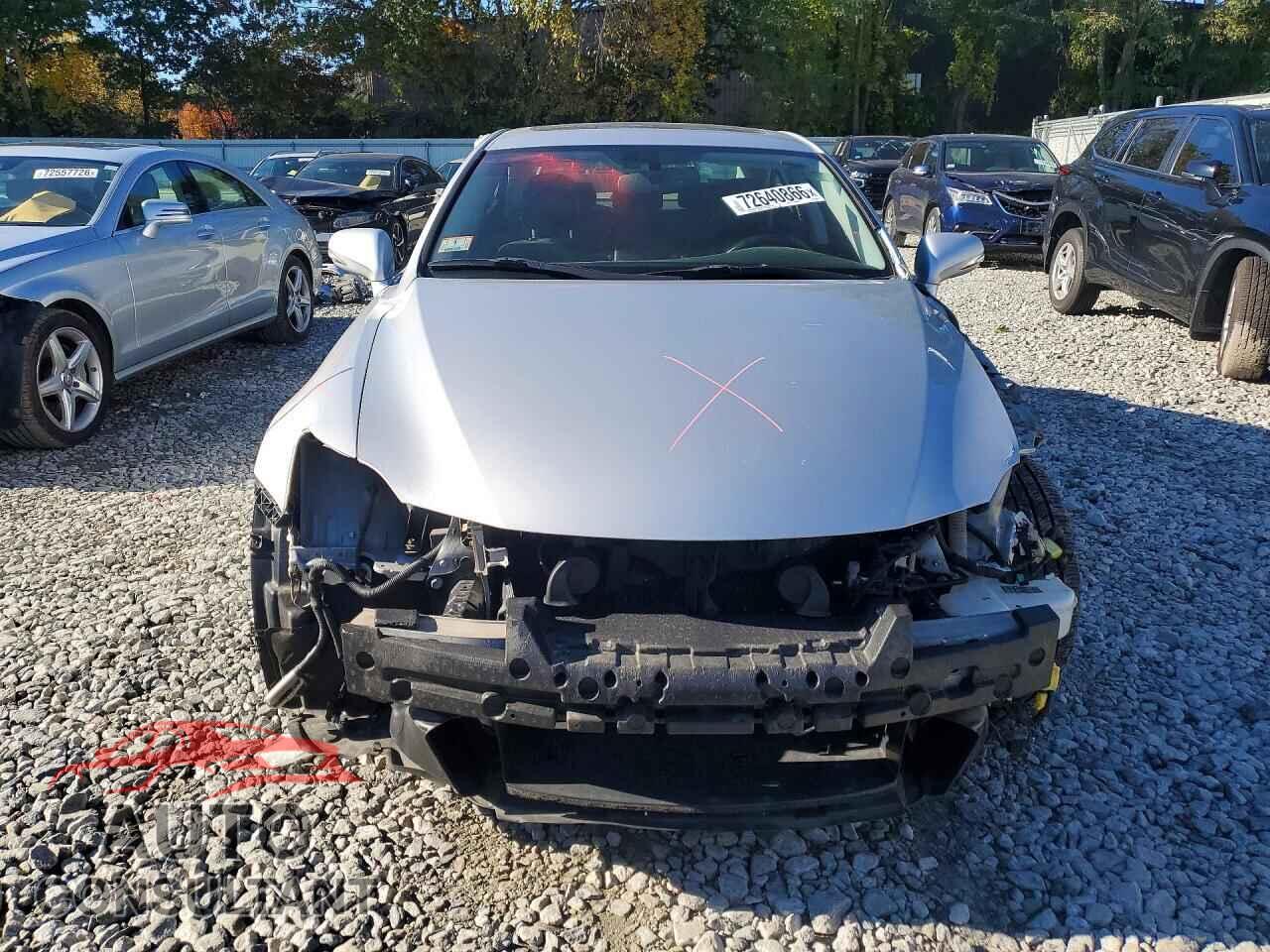 LEXUS IS 2011 - JTHCE5C23B5000586