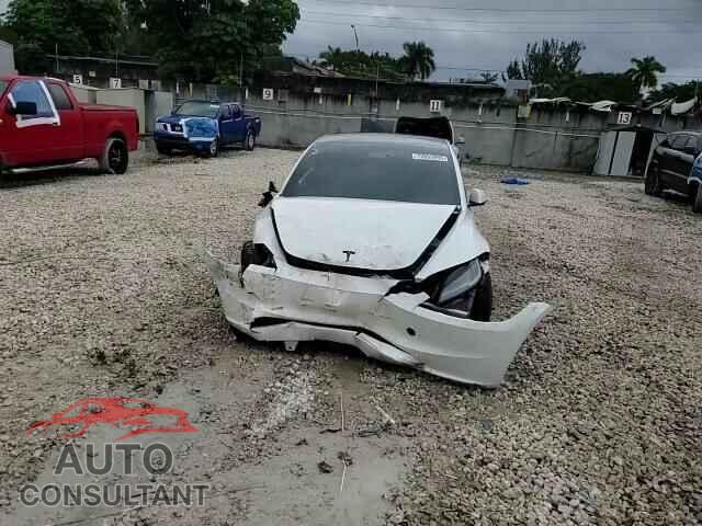 TESLA MODEL 3 2024 - 5YJ3E1EA9RF745463