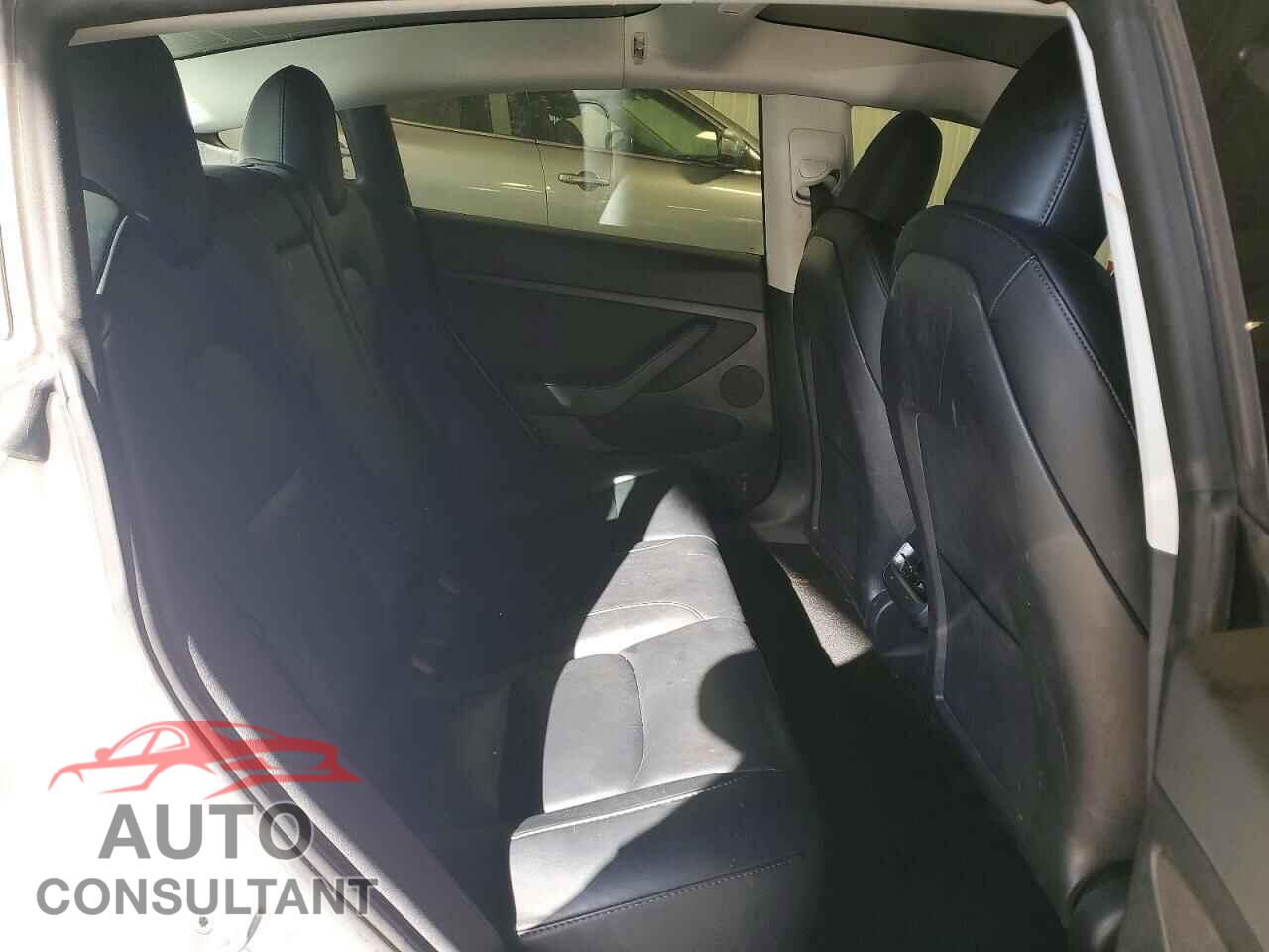 TESLA MODEL 3 2023 - 5YJ3E1EA0PF489176