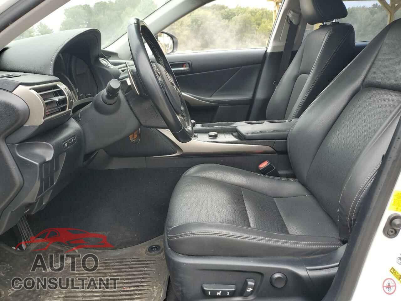 LEXUS IS 2016 - JTHCM1D23G5012710