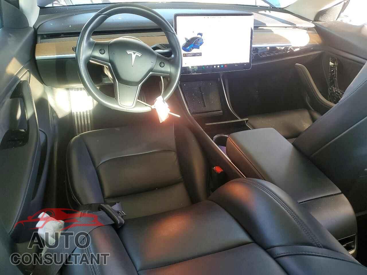 TESLA MODEL 3 2018 - 5YJ3E1EA8JF105653
