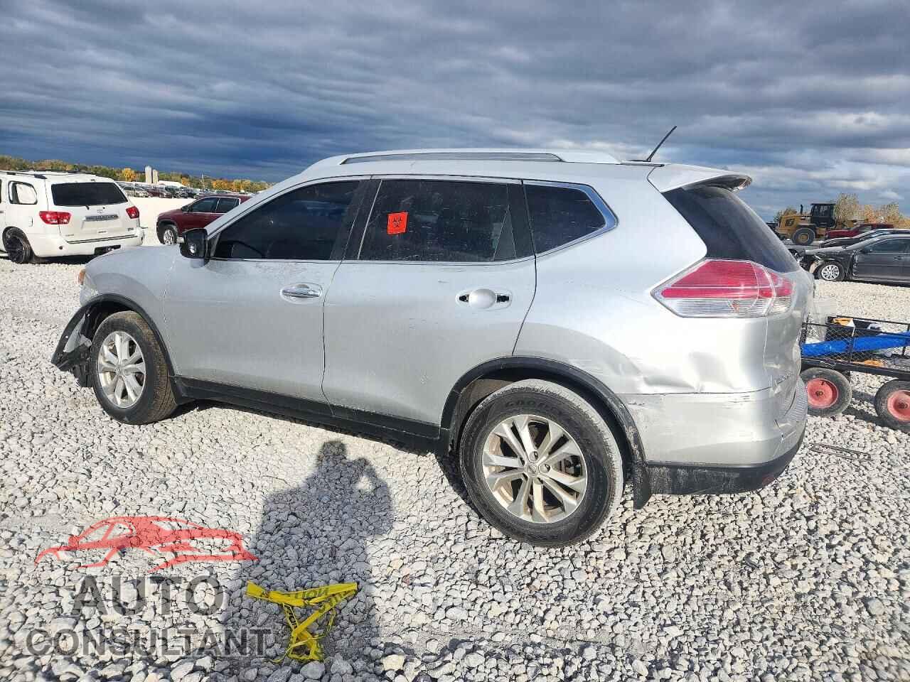 NISSAN ROGUE 2015 - KNMAT2MV1FP570148