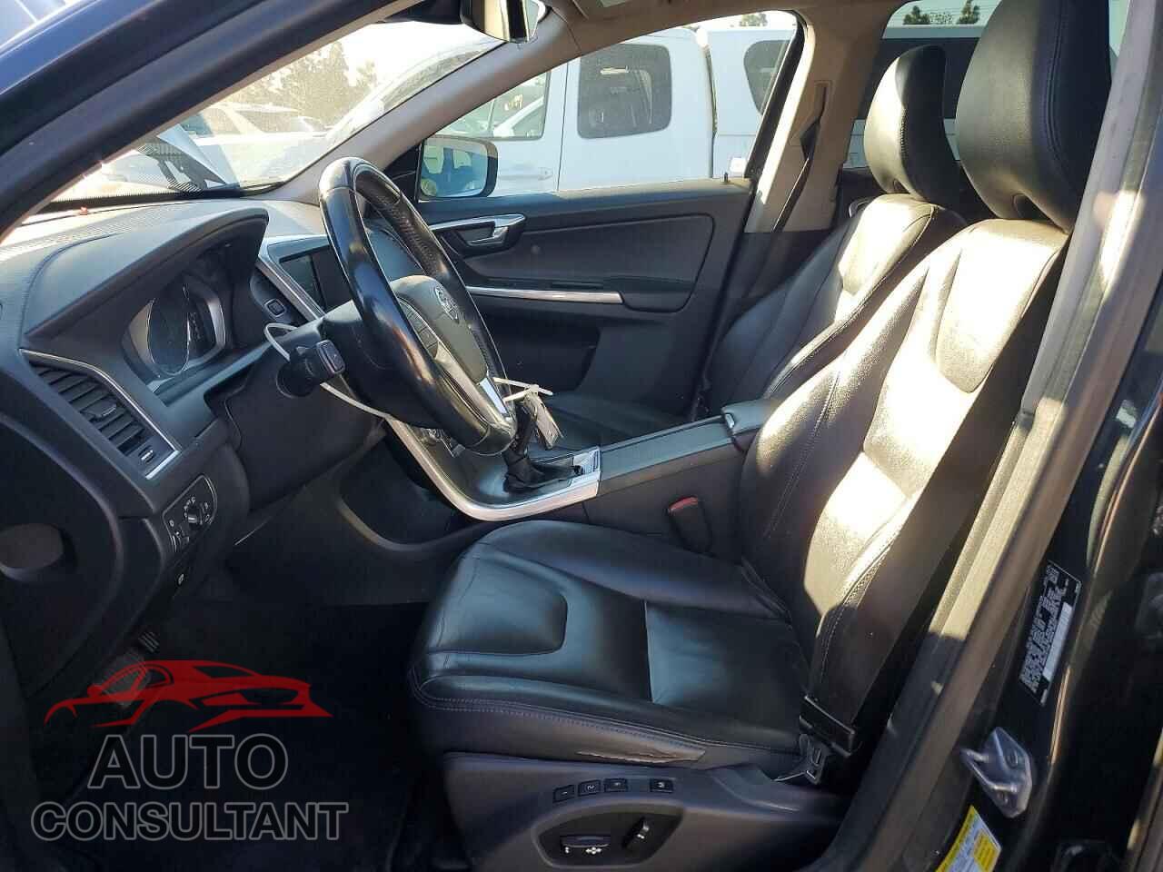 VOLVO XC60 2015 - YV4612RK0F2631607
