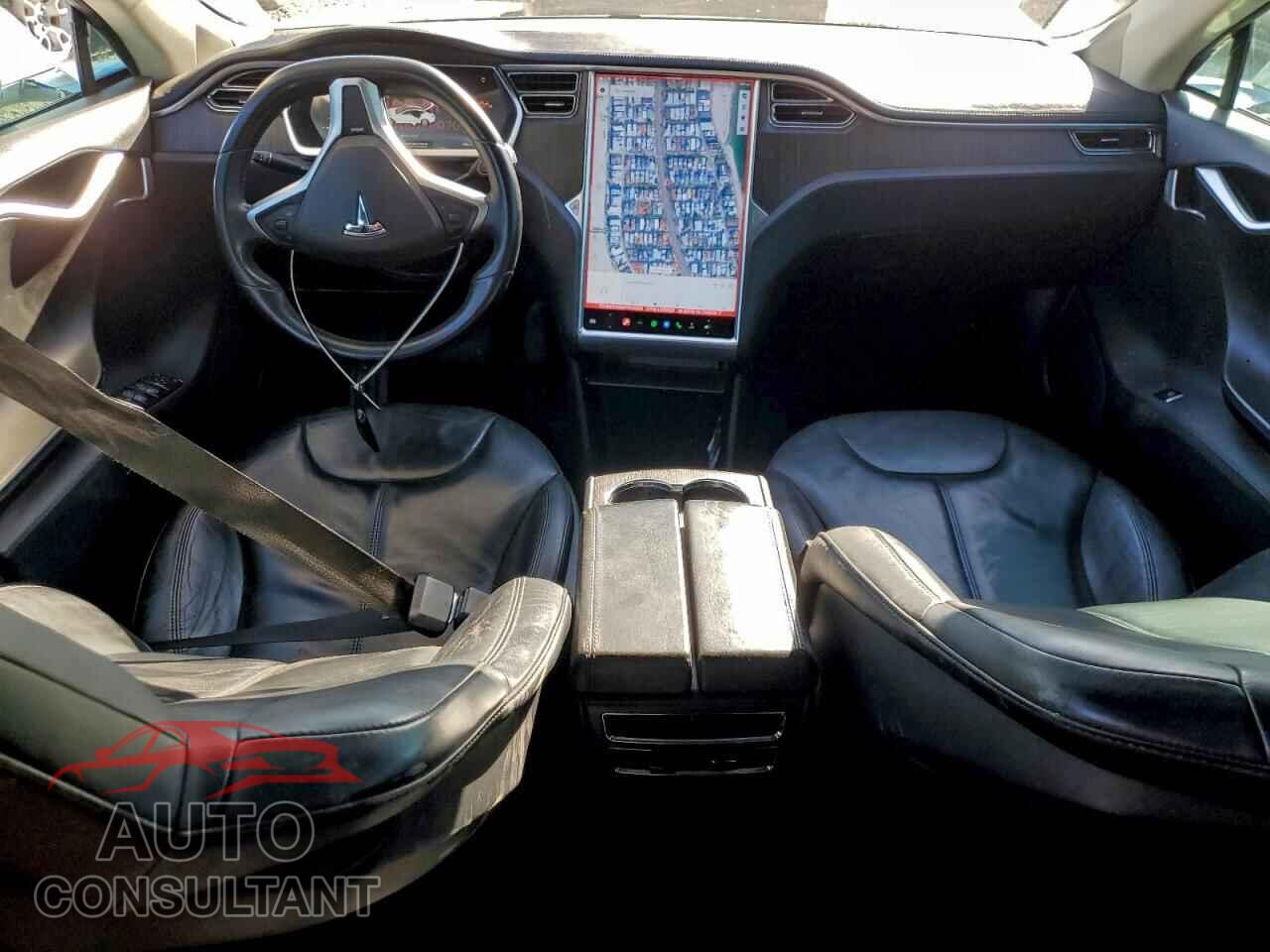 TESLA MODEL S 2013 - 5YJSA1CN8DFP07003