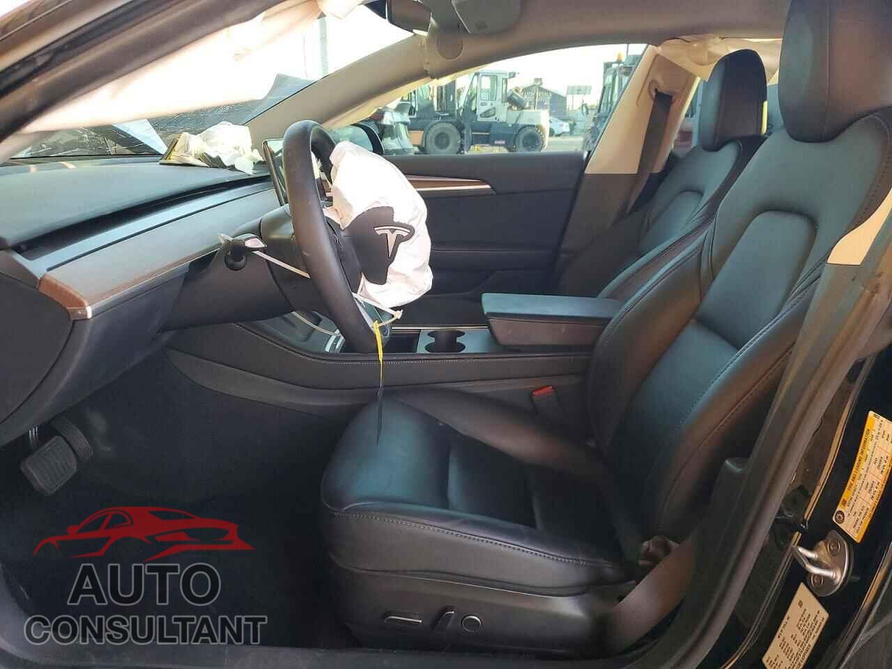 TESLA MODEL 3 2023 - 5YJ3E1EA3PF590535
