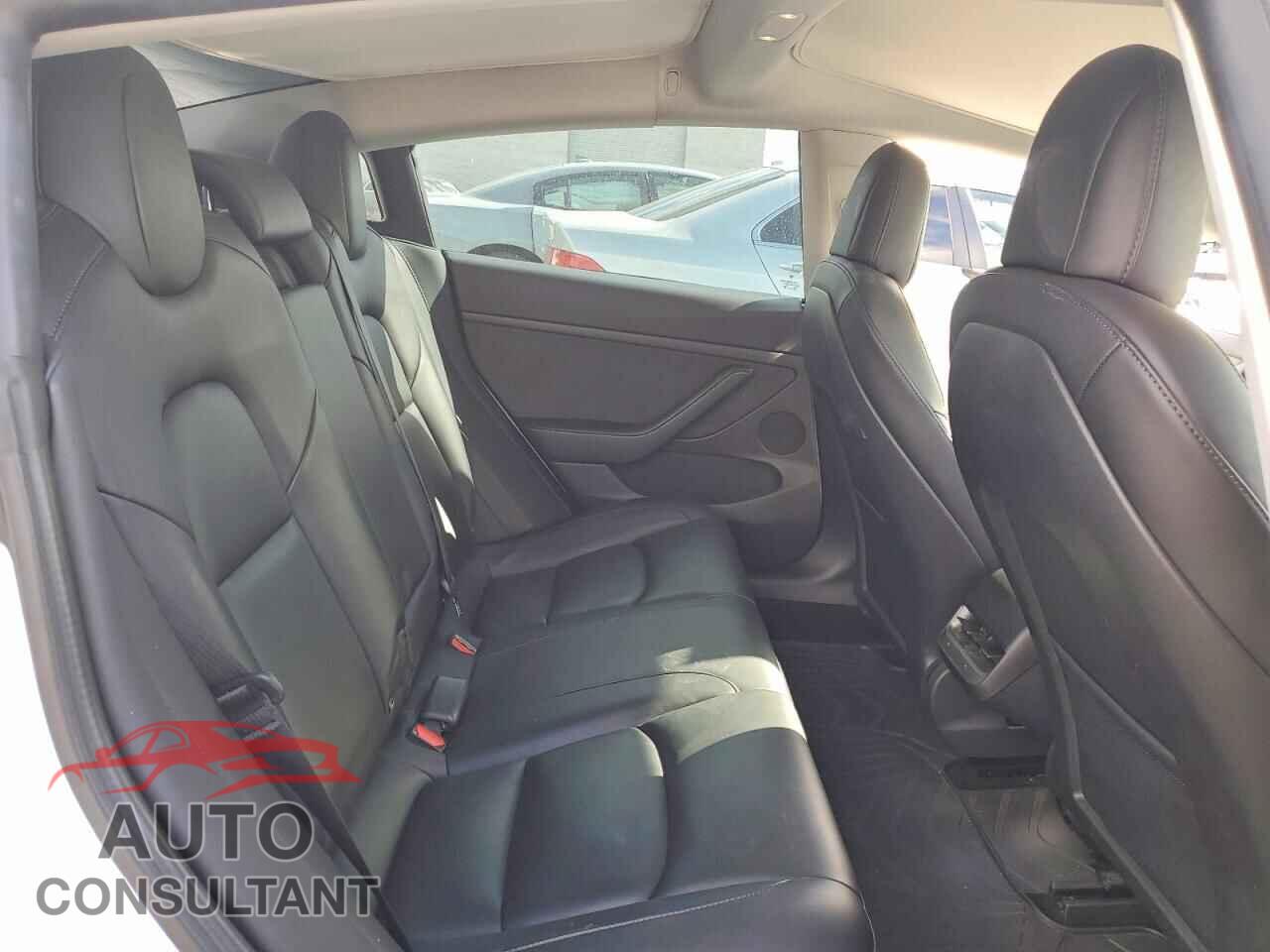 TESLA MODEL 3 2021 - 5YJ3E1EA2MF053120