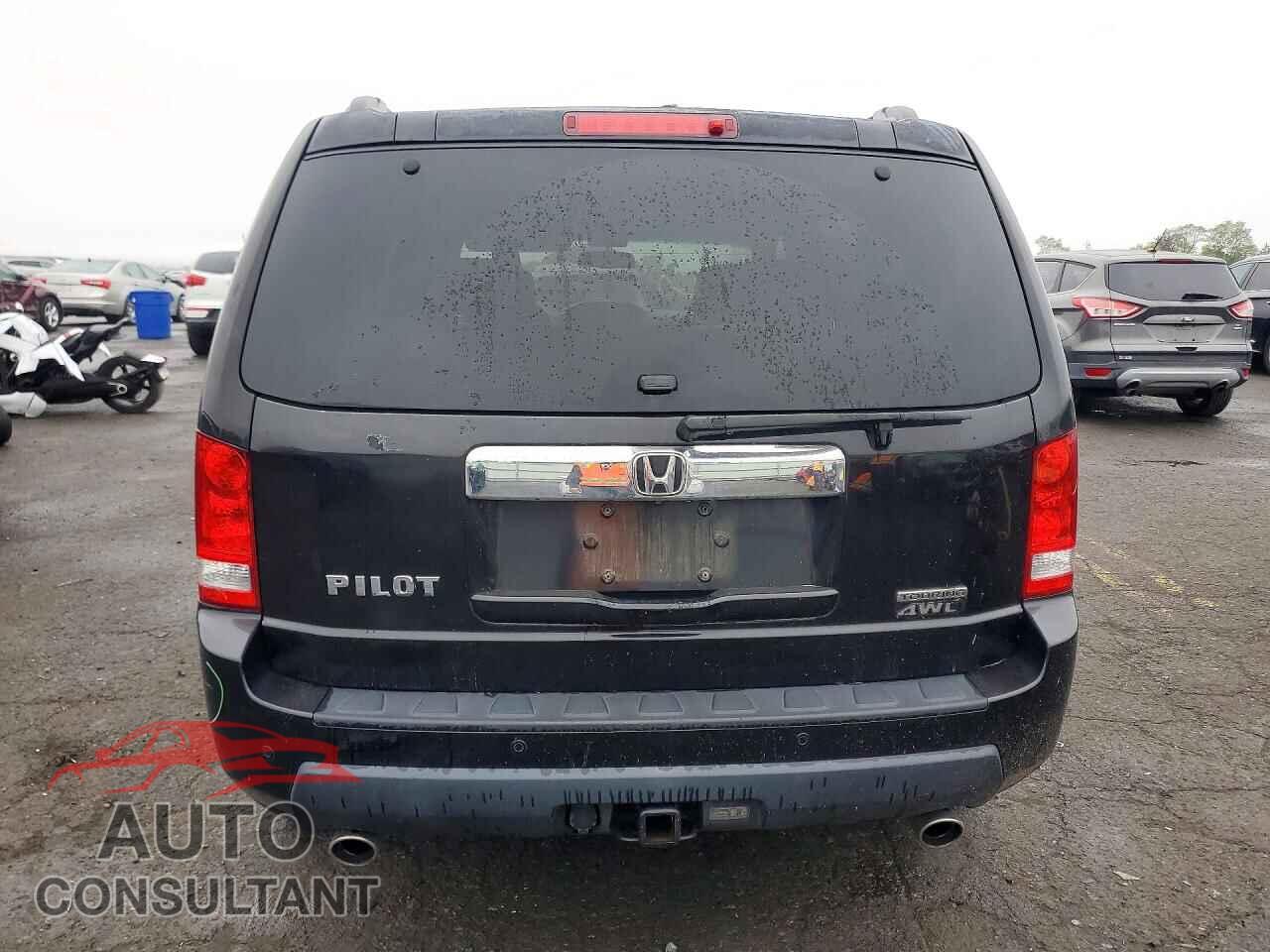 HONDA PILOT 2010 - 5FNYF4H99AB014395