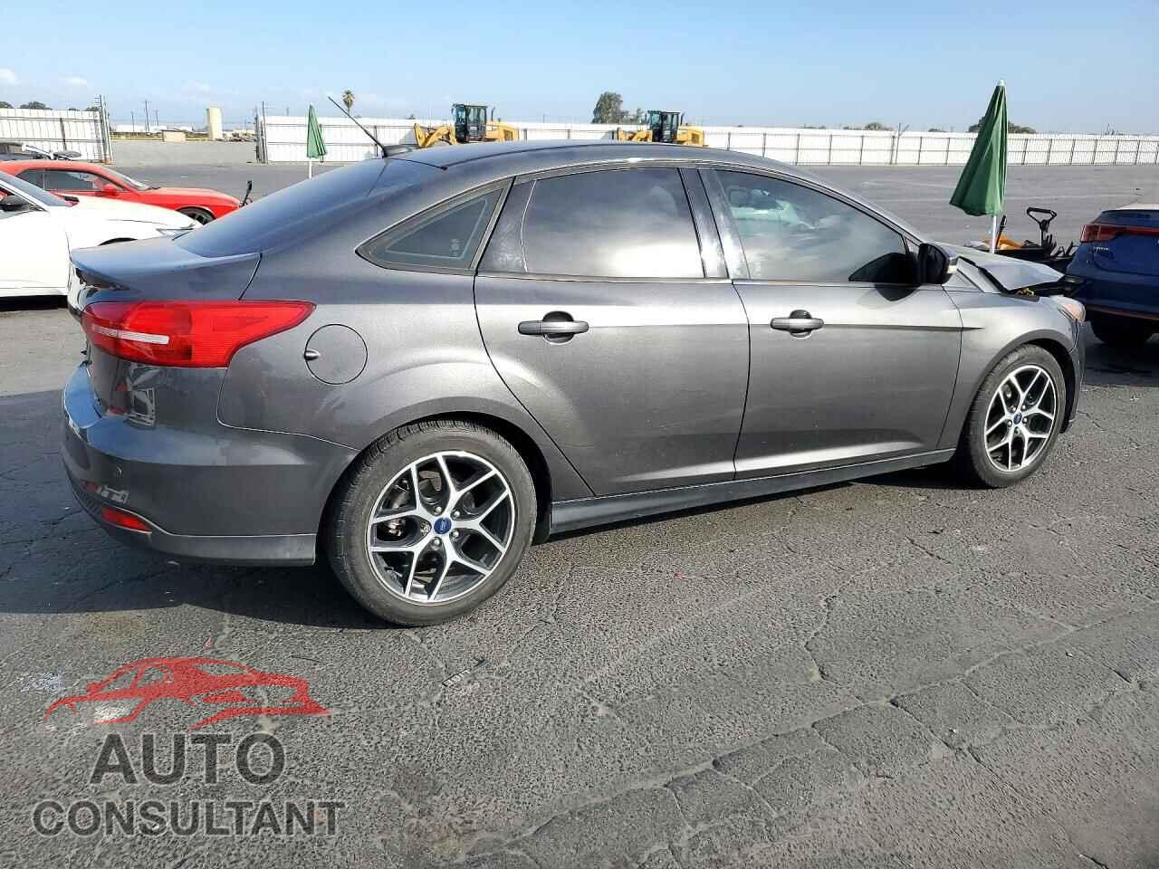 FORD FOCUS 2018 - 1FADP3H26JL236761
