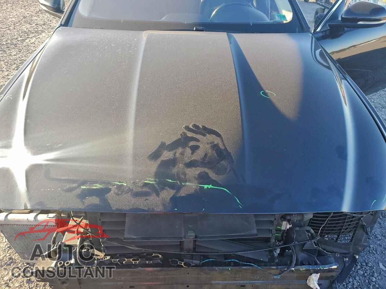 JAGUAR XE 2018 - SAJAR4FX7JCP38806