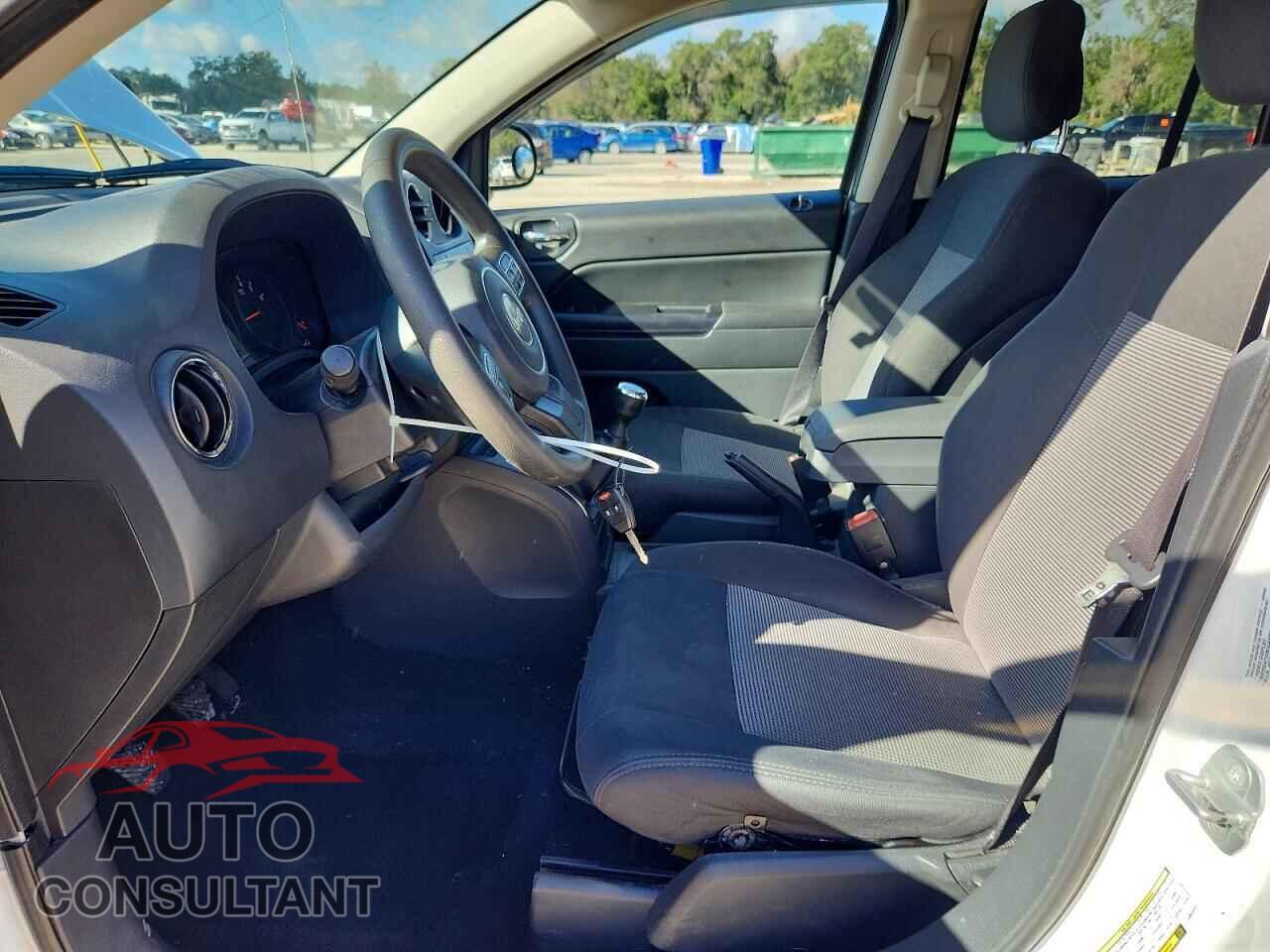 JEEP COMPASS 2012 - 1C4NJDBB2CD511117
