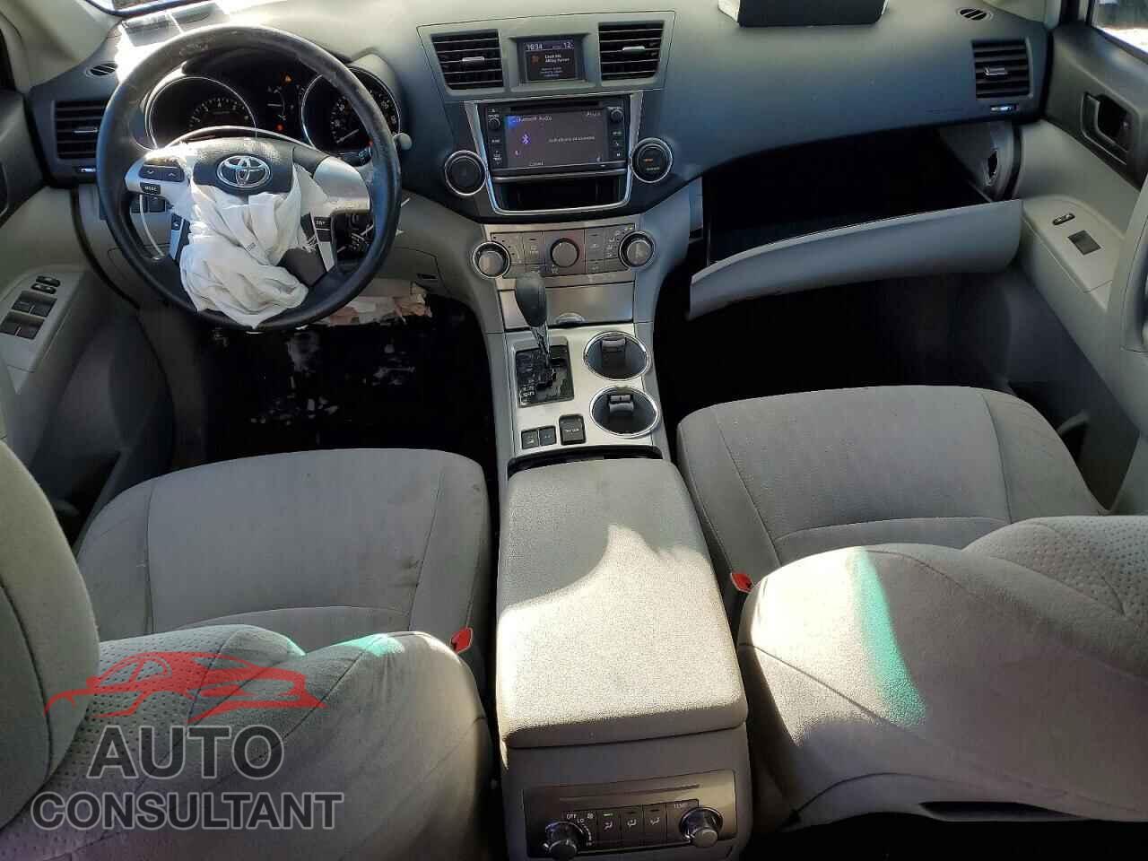 TOYOTA HIGHLANDER 2013 - 5TDBK3EH8DS190507