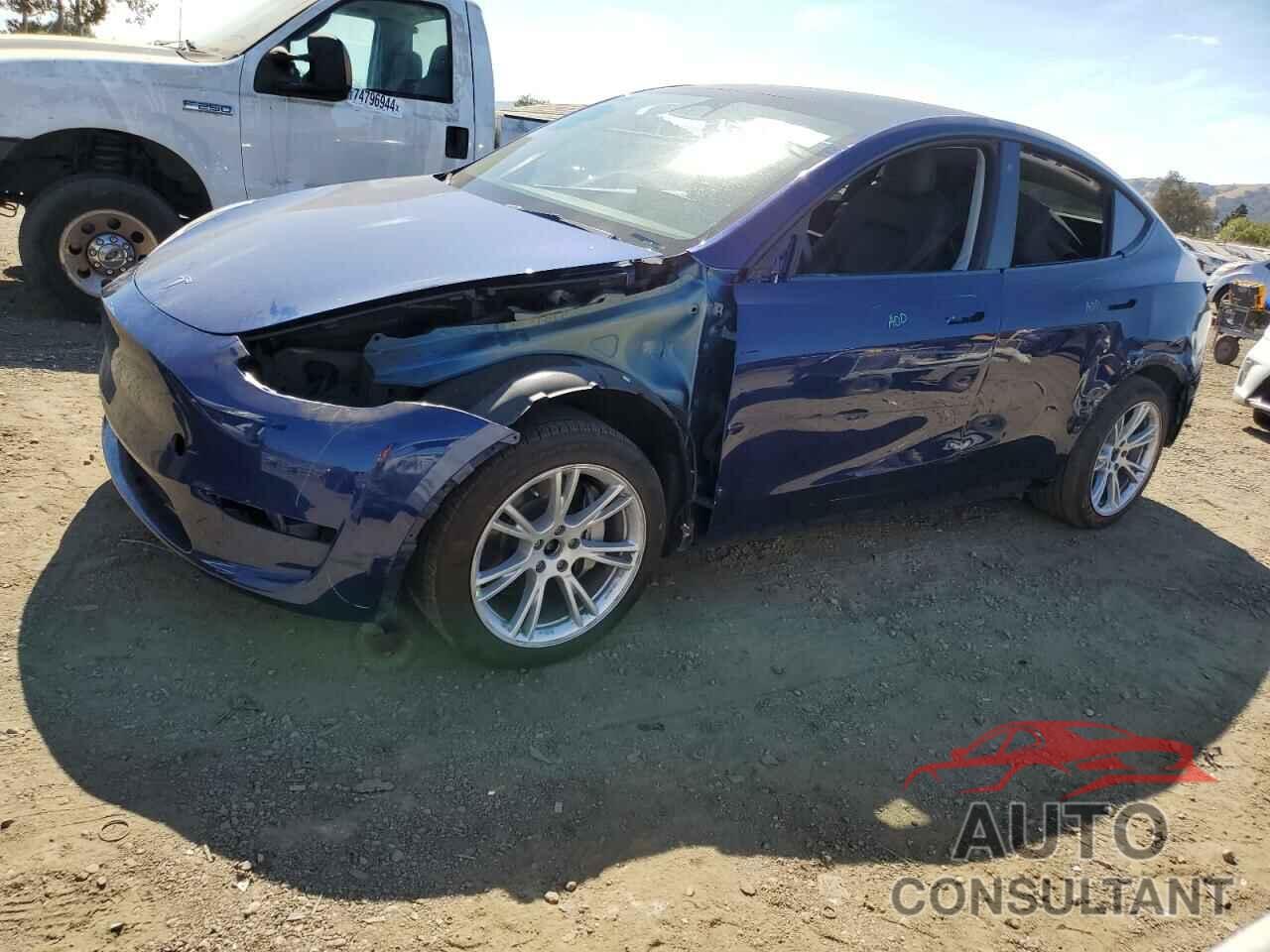 TESLA MODEL Y 2023 - 7SAYGDEE6PF603320