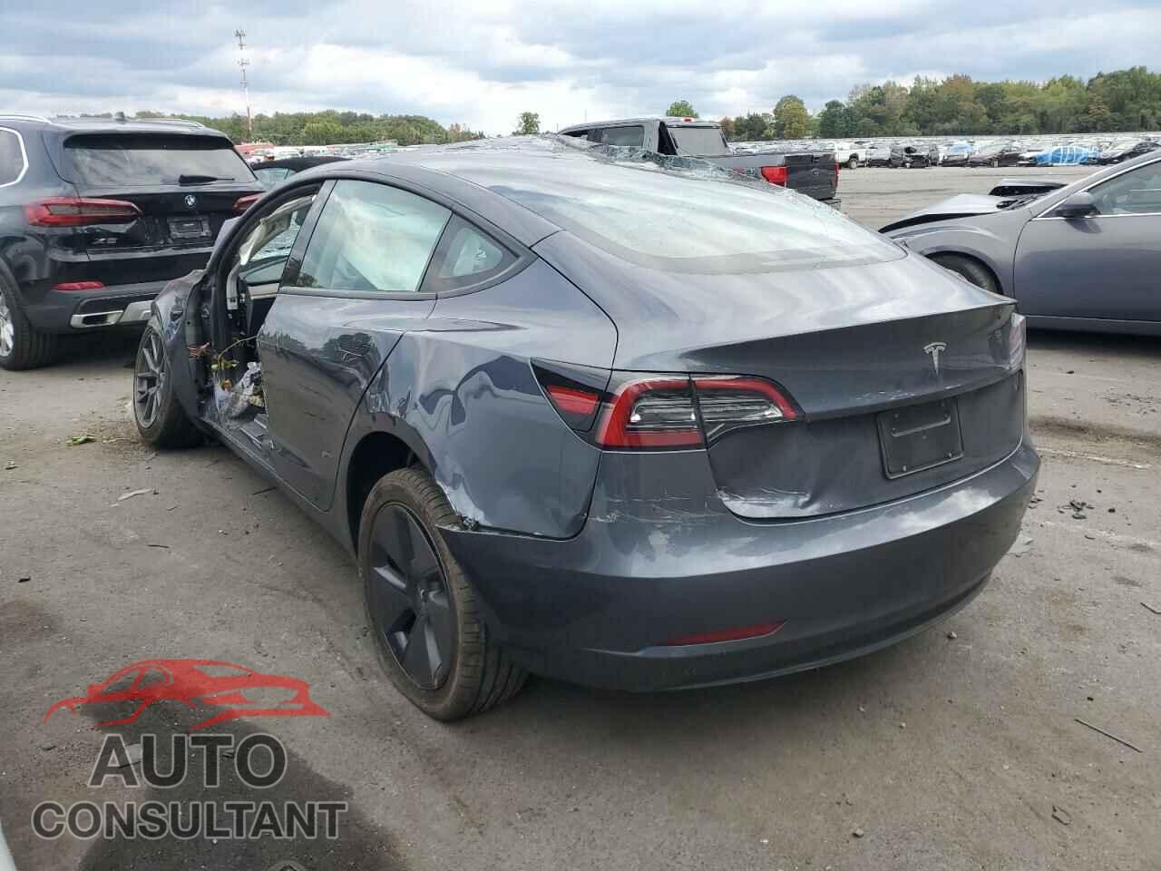 TESLA MODEL 3 2023 - 5YJ3E1EA7PF692047